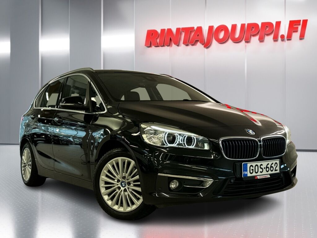 BMW 225 2016 Musta