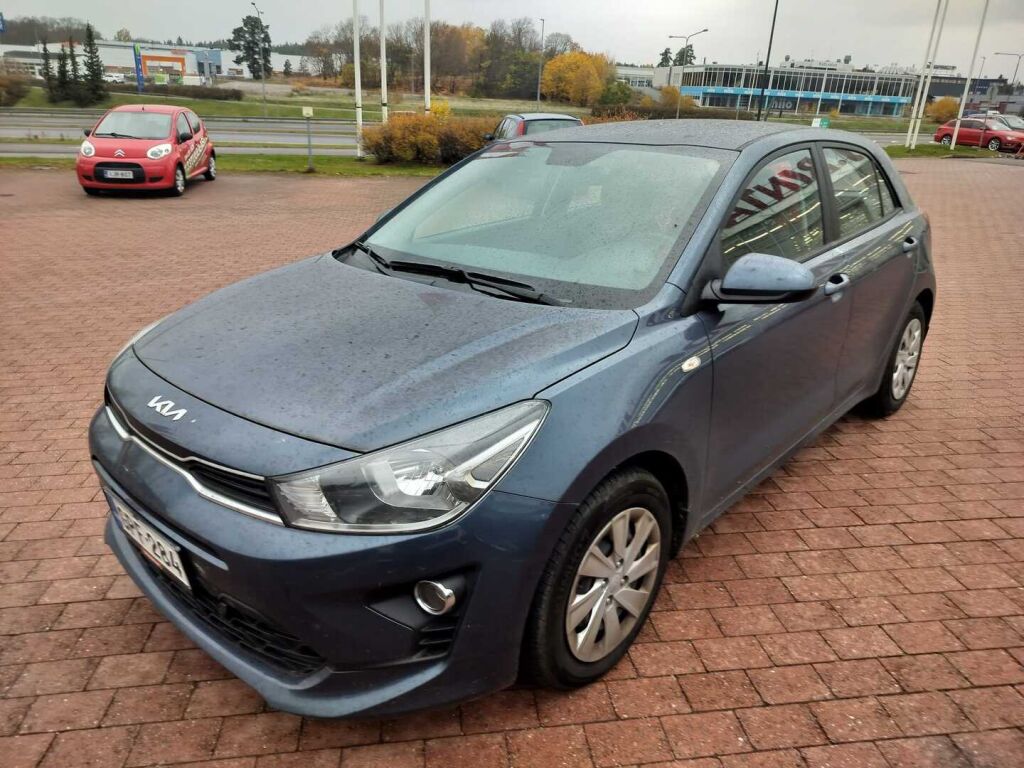 Kia Rio 2022 Sininen