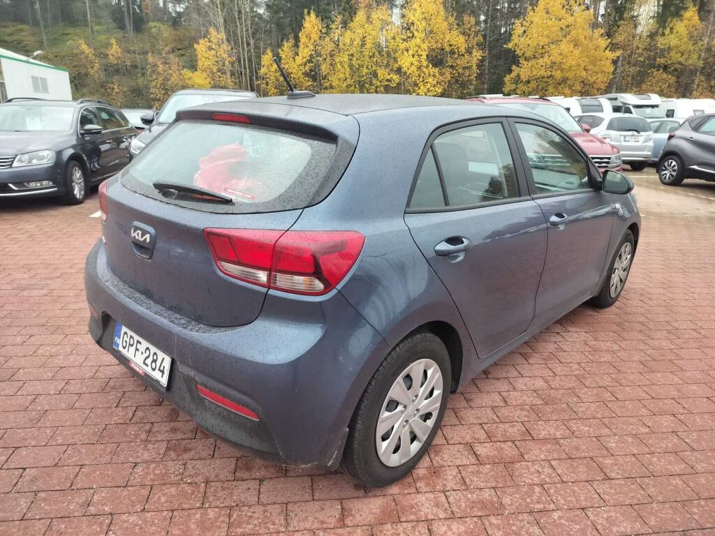 Kia Rio 2022 Sininen