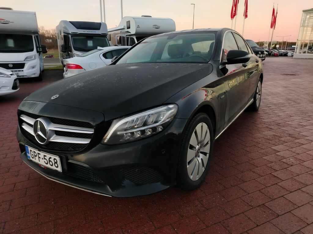 Mercedes-Benz C 2020 Musta