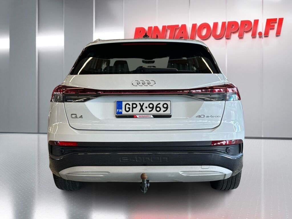 Audi Q4 e-tron 2022 Valkoinen