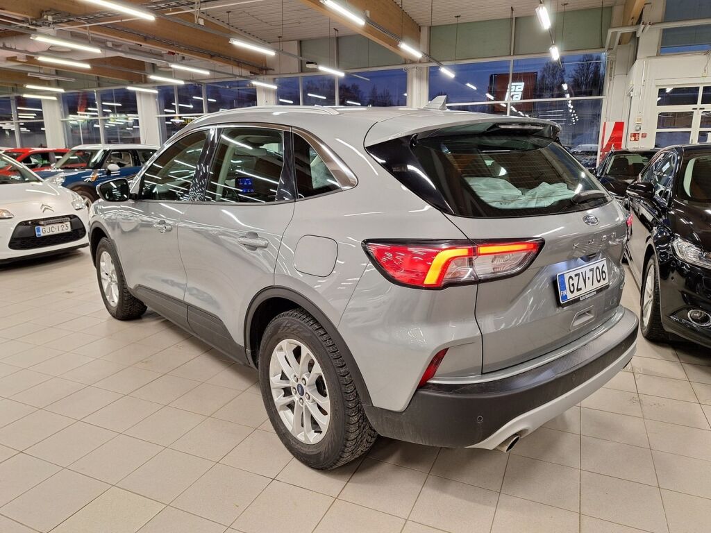 Ford Kuga 2021 Harmaa