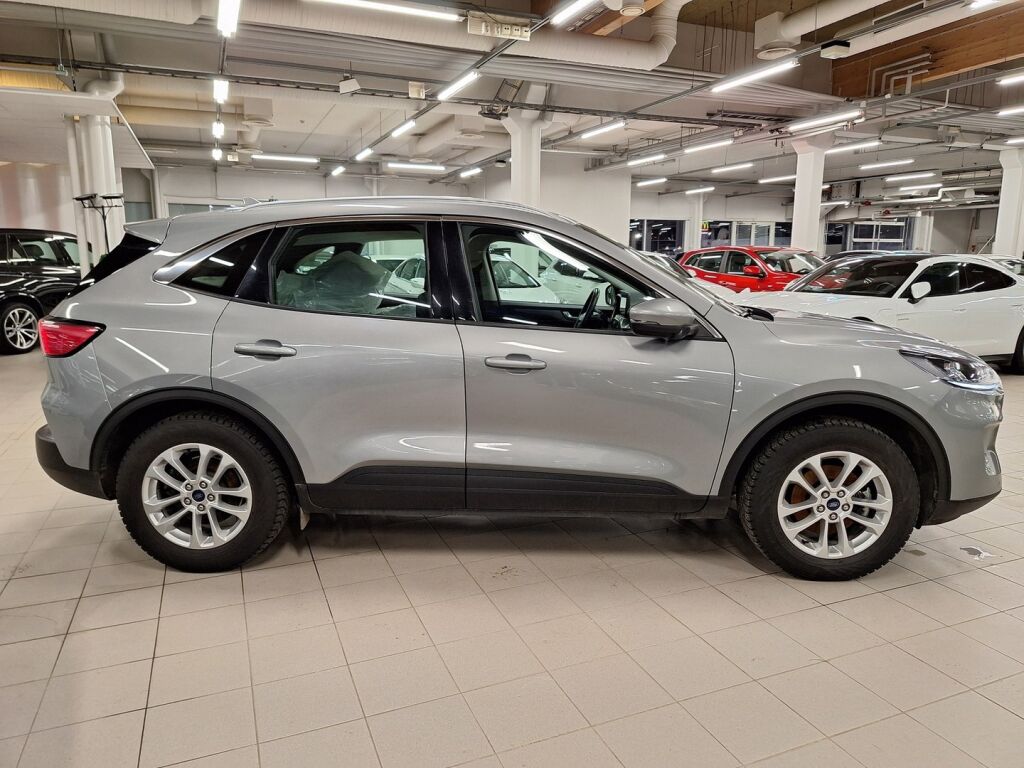 Ford Kuga 2021 Harmaa