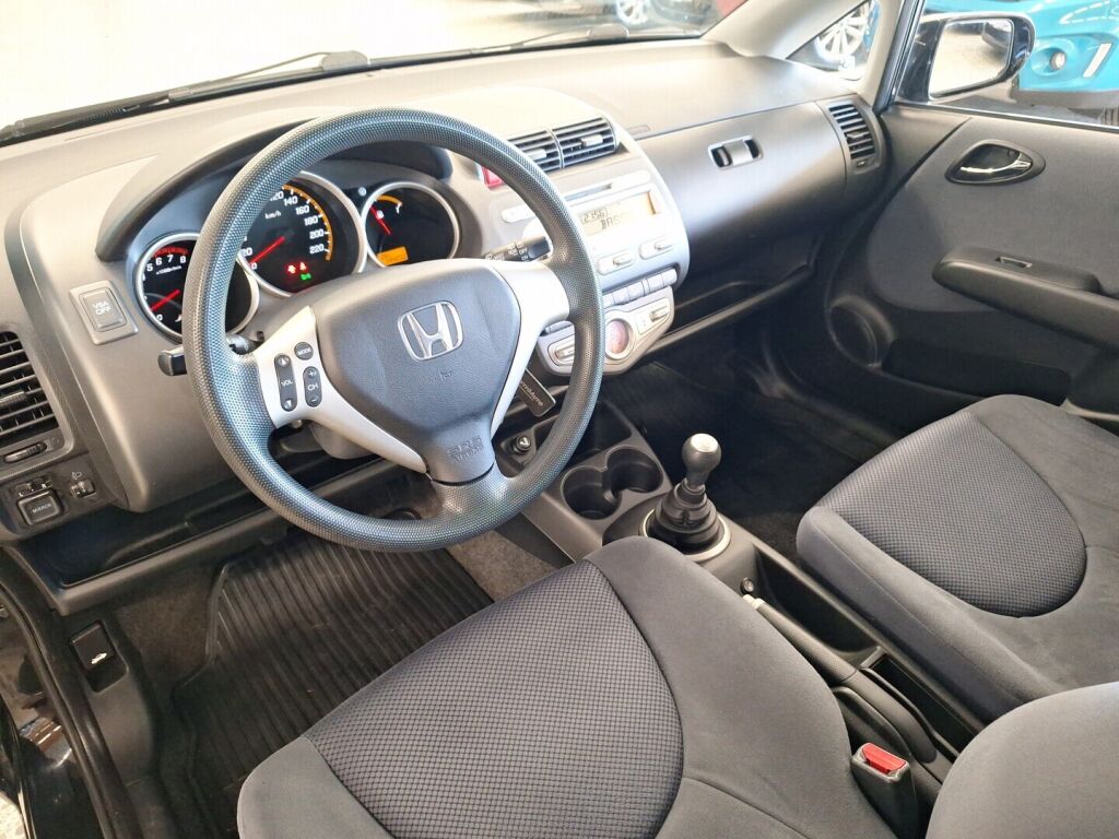 Honda Jazz 2008 Musta