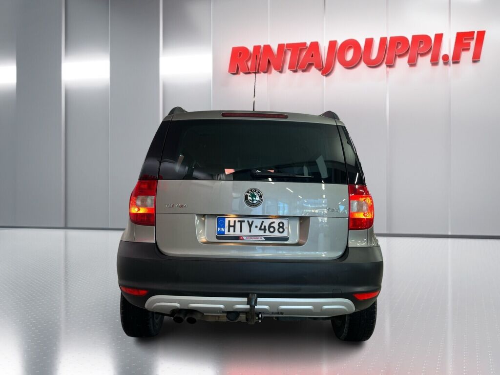 Skoda Yeti 2011 Ruskea (beige)