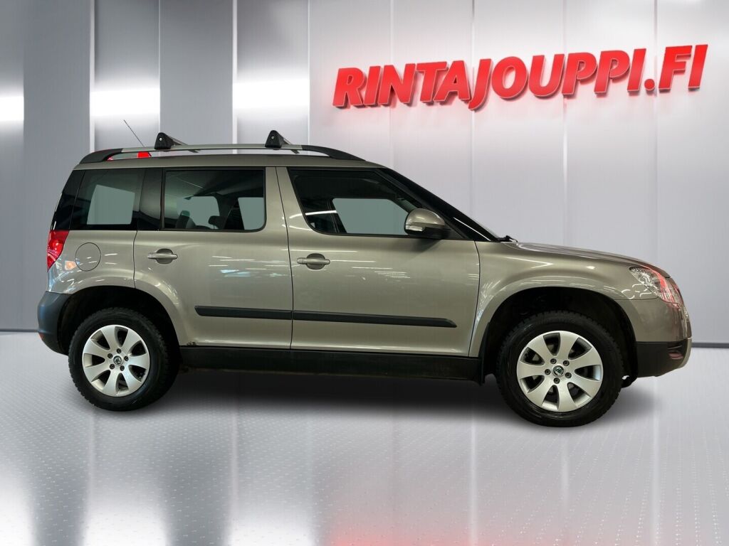 Skoda Yeti 2011 Ruskea (beige)