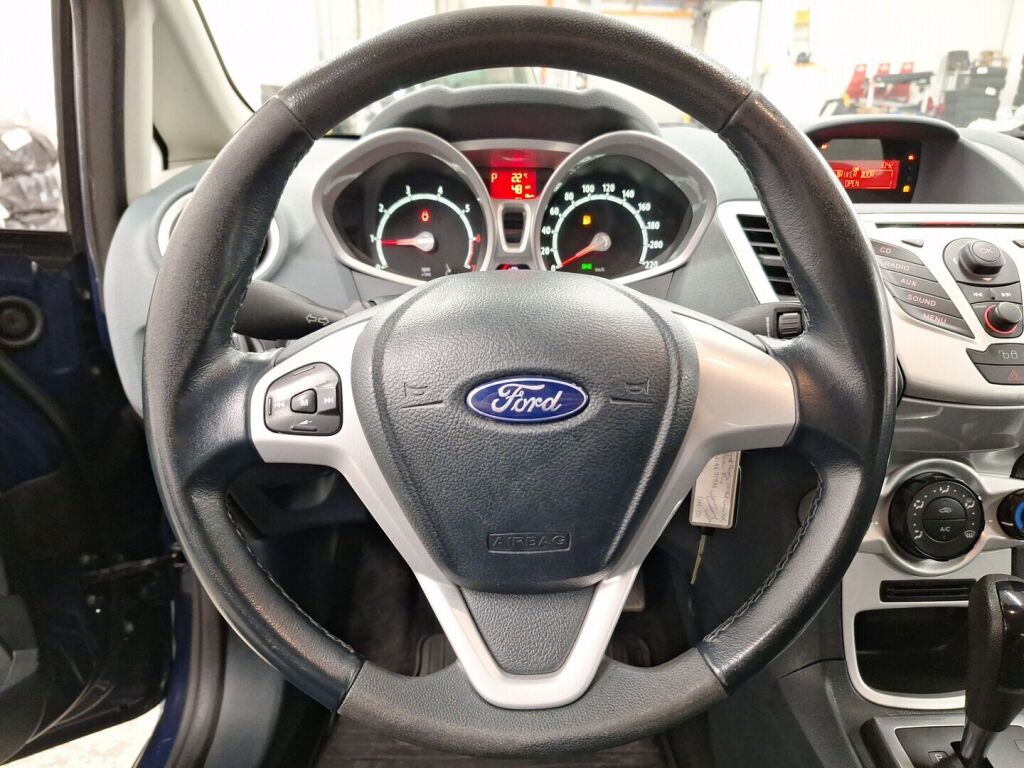 Ford Fiesta 2010 Sininen