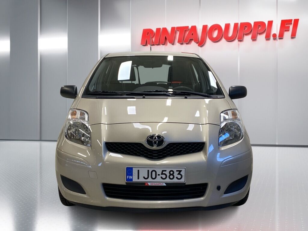 Toyota Yaris 2010 Hopea