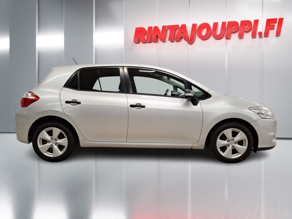 Toyota Auris 2012 Hopea