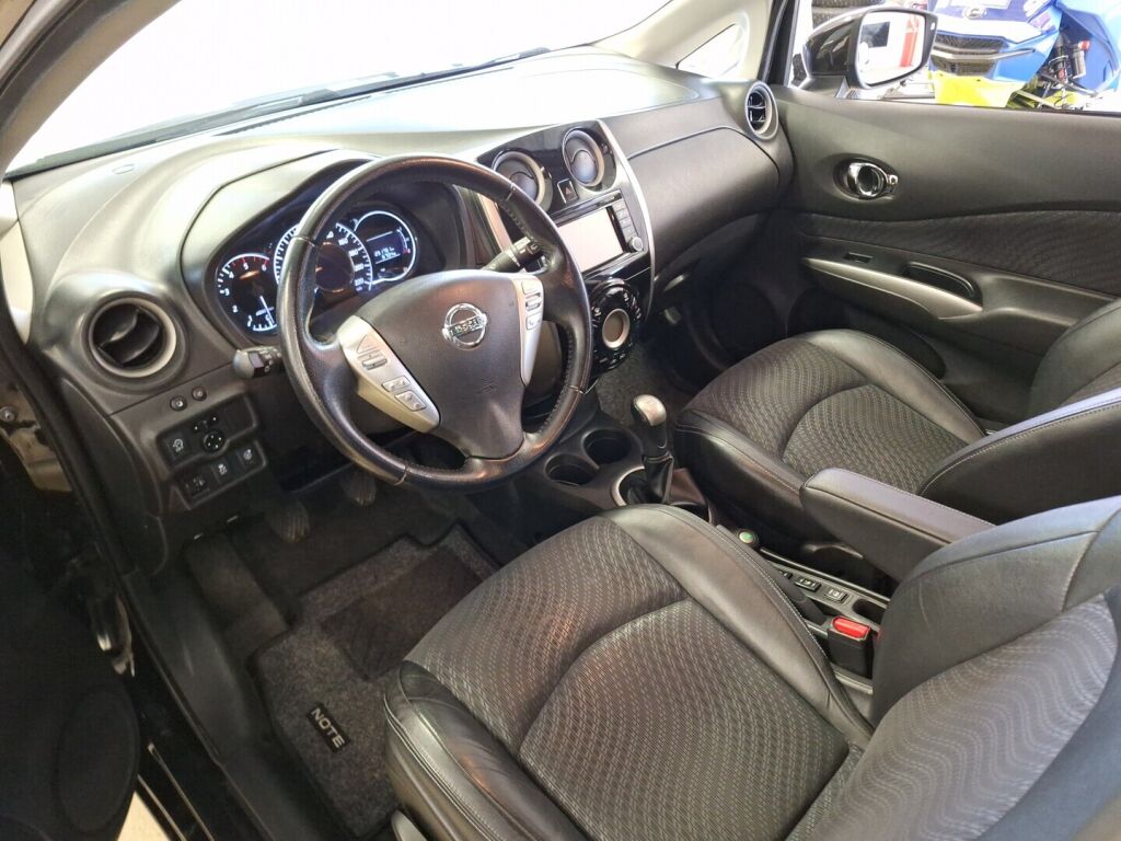 Nissan Note 2014 Musta