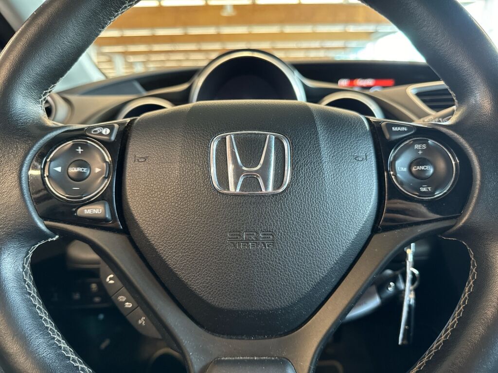 Honda Civic 2014 Valkoinen