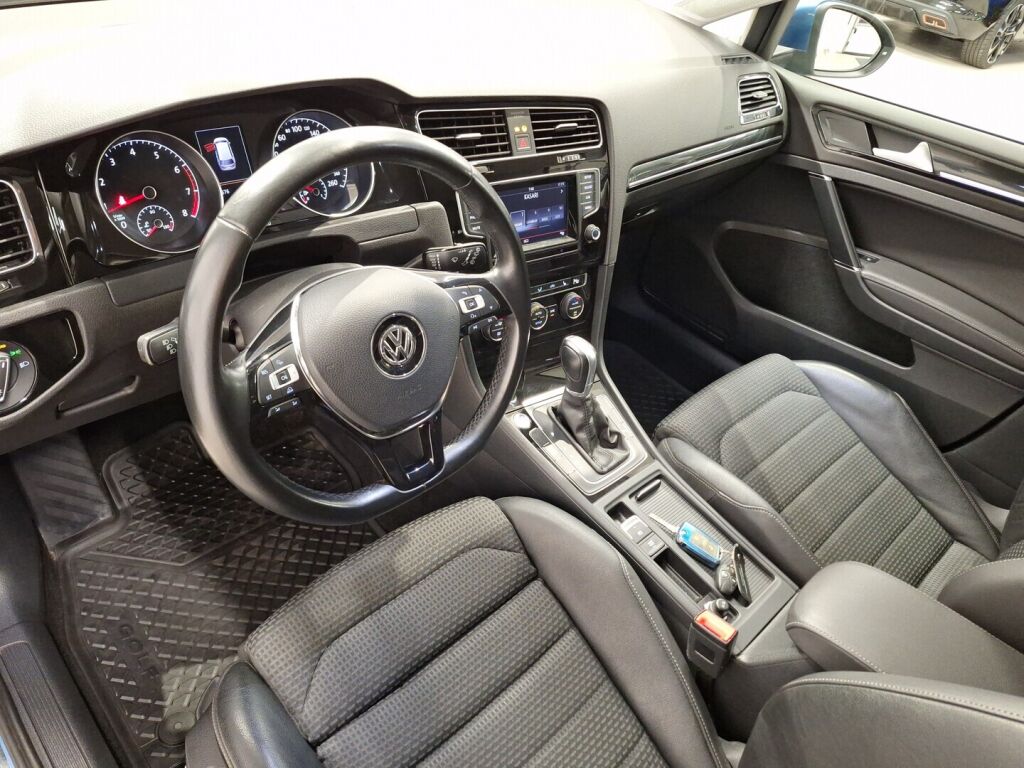 Volkswagen Golf 2014 Sininen