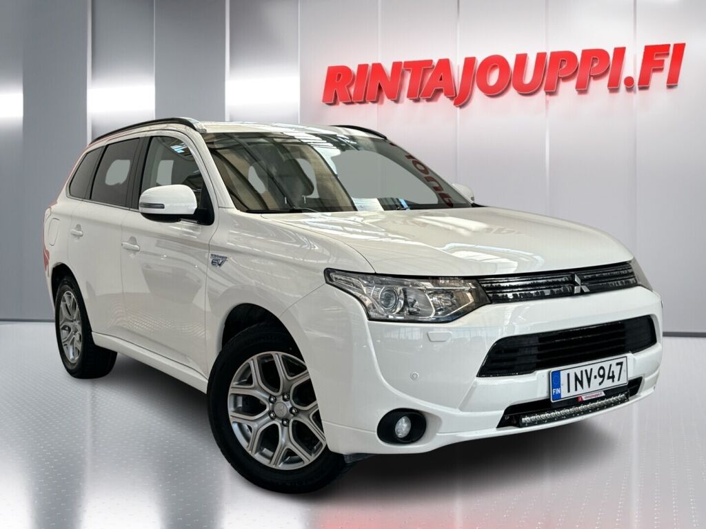 Mitsubishi Outlander PHEV 2013 Valkoinen