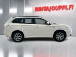 Mitsubishi Outlander PHEV 2013 Valkoinen