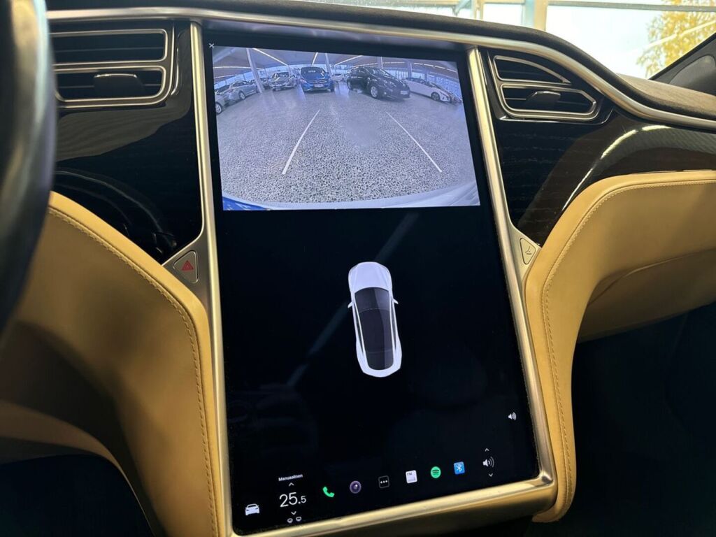 Tesla Model S 2017 Valkoinen