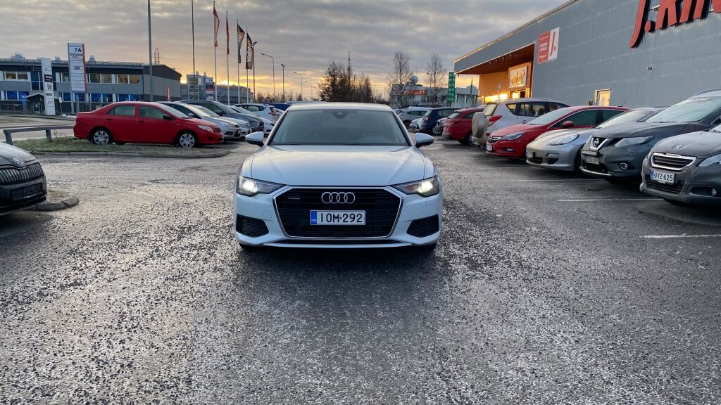 Audi A6 2018 Valkoinen