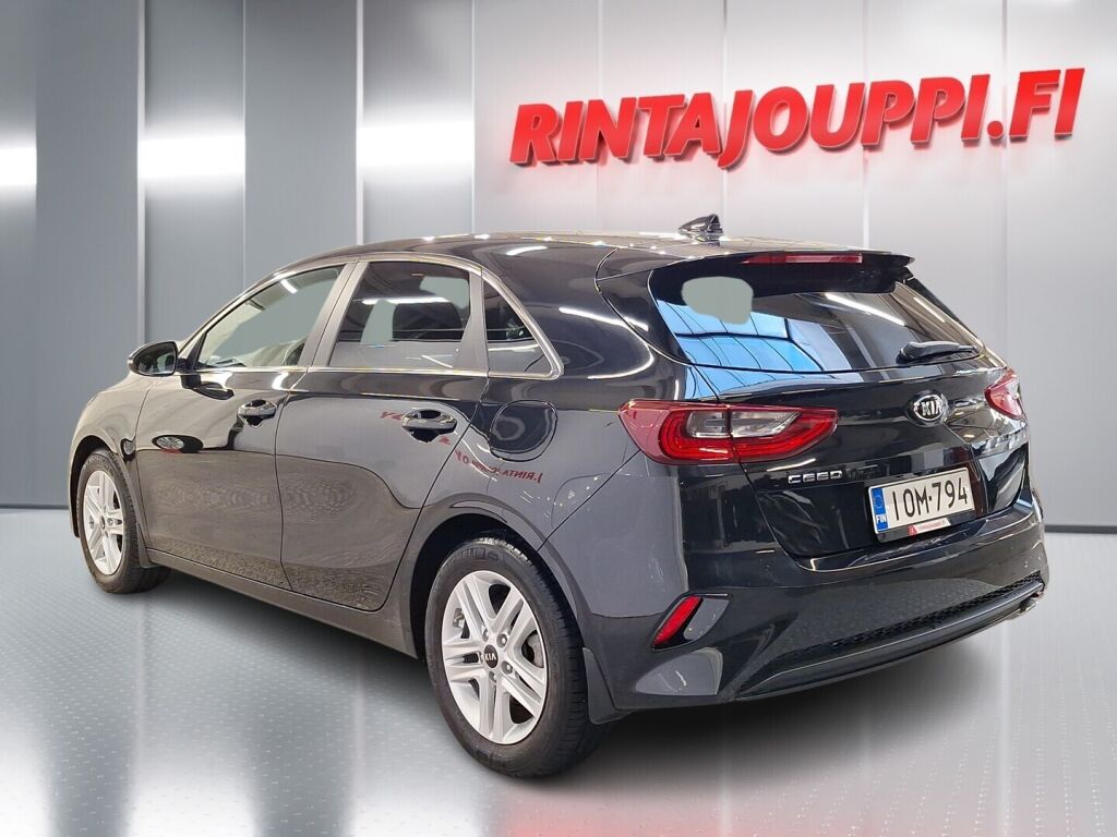 Kia Ceed 2018 Musta