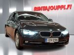 BMW 330 2017 Ruskea (beige)