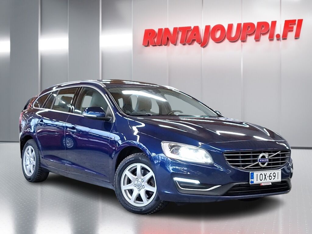 Volvo V60 2015 Sininen