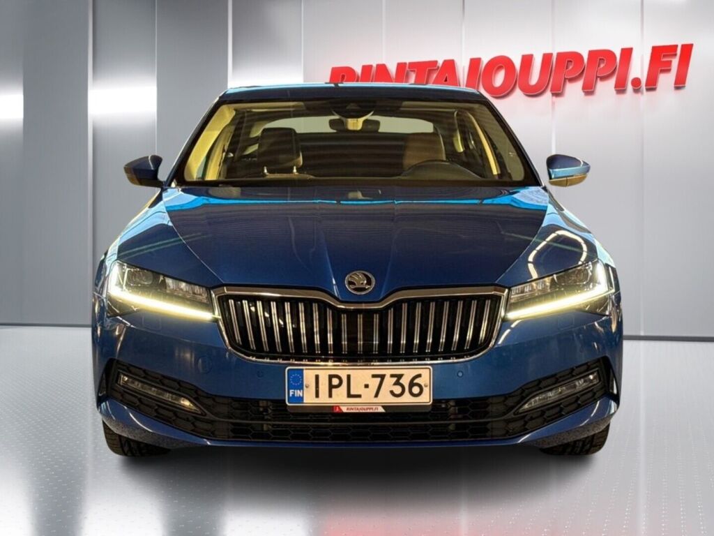 Skoda Superb 2022 Sininen