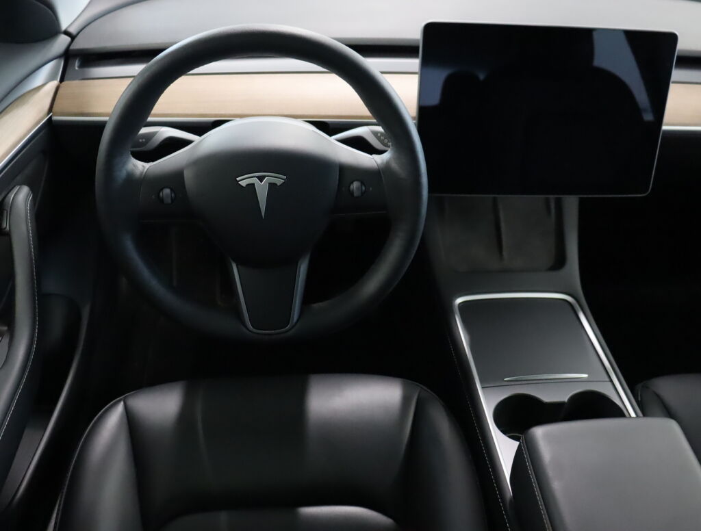 Tesla Model 3 2022 Valkoinen