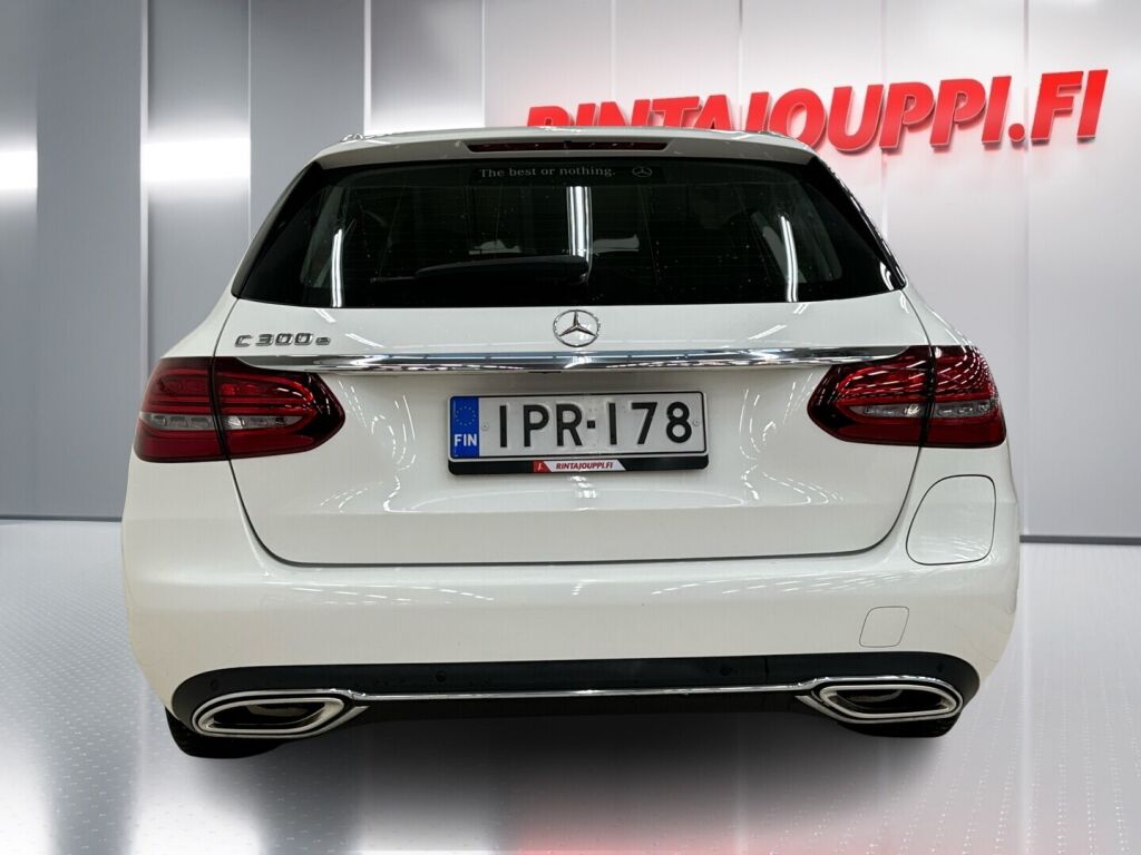 Mercedes-Benz C 2019 Valkoinen