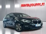 BMW 118 2022 Musta