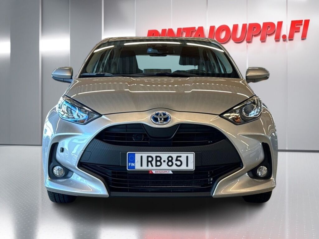 Toyota Yaris 2023 Hopea