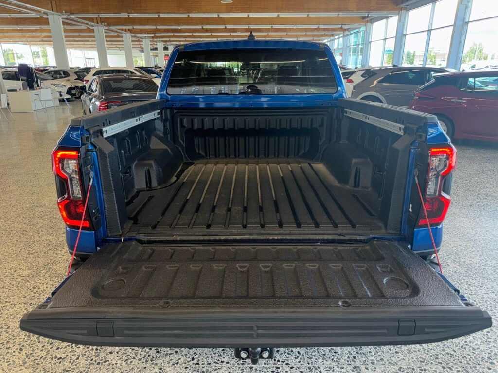 Ford Ranger 2024 Blue Lightning