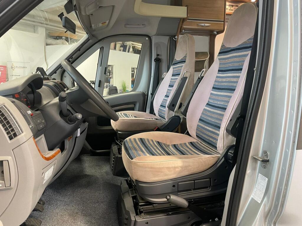 Bürstner Travel Van T570 2008 Harmaa