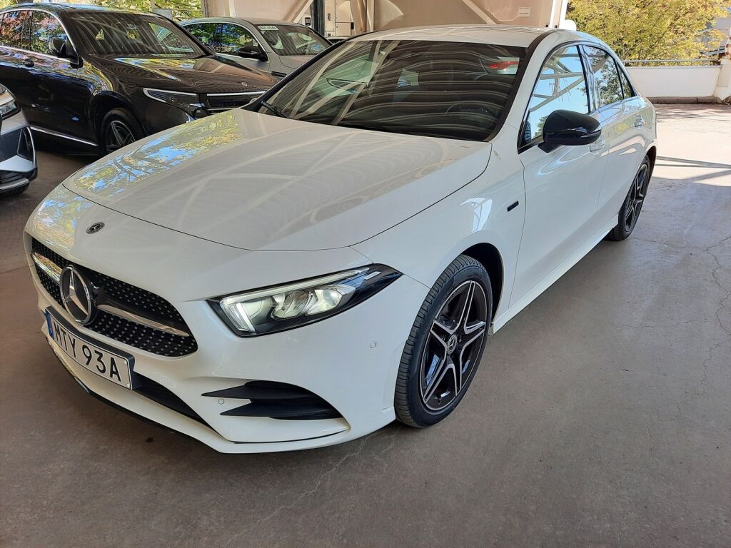 Mercedes-Benz A 2021 