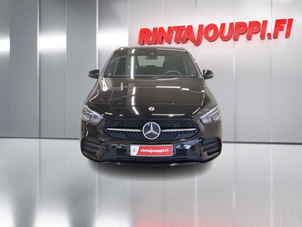 Mercedes-Benz B 2020 Musta