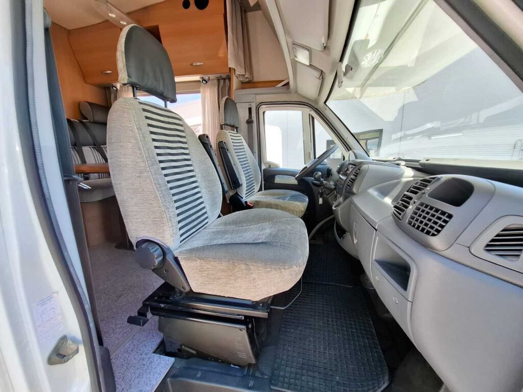 Knaus Sun-Traveller 655 LG 2006 Valkoinen