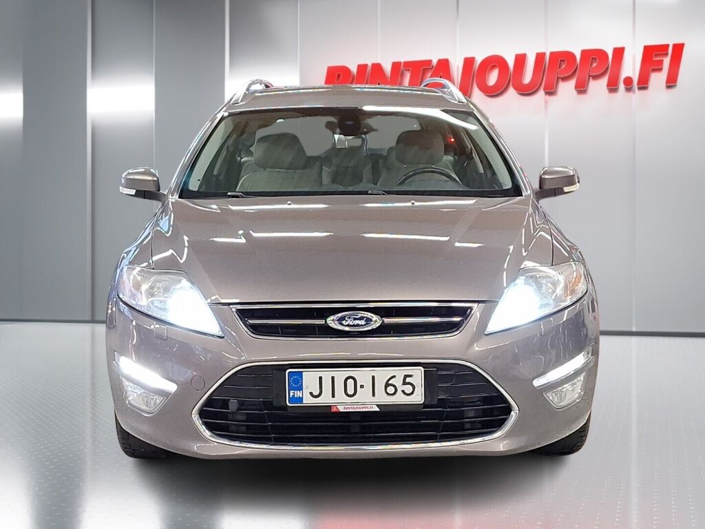 Ford Mondeo 2011 Ruskea (beige)