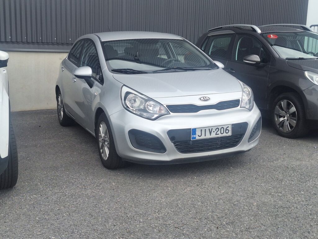 Kia Rio 2013 Hopea