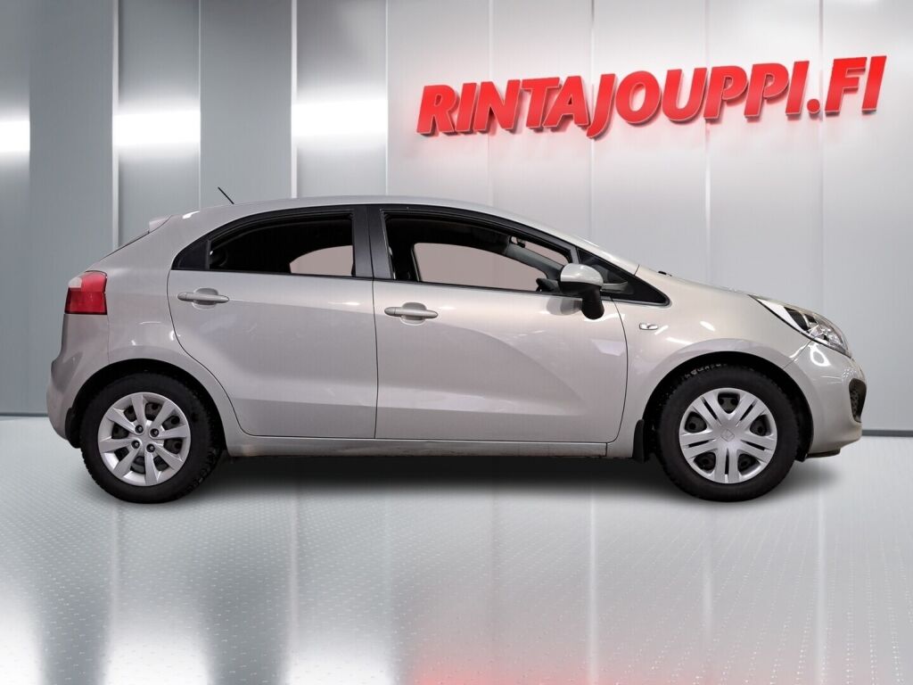 Kia Rio 2013 Ruskea (beige)