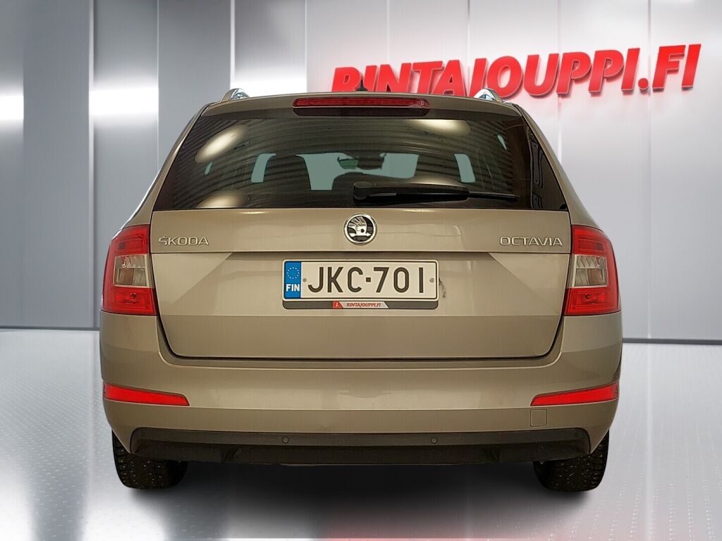 Skoda Octavia 2017 Ruskea (beige)