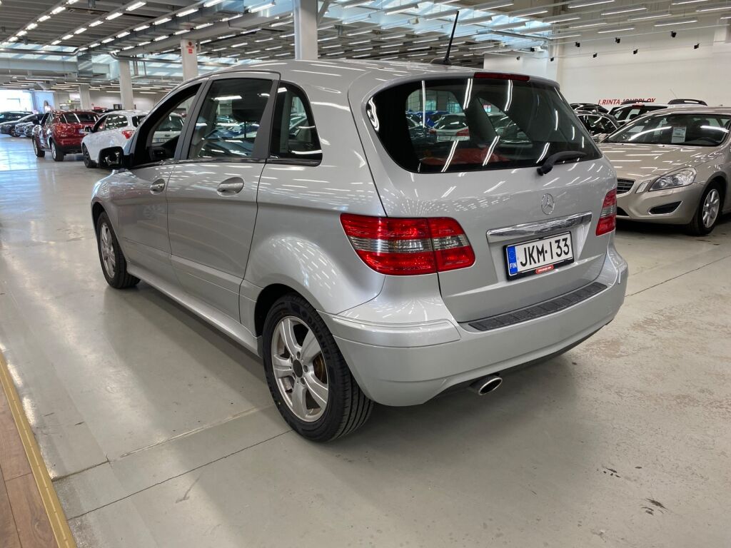 Mercedes-Benz B 2010 Harmaa