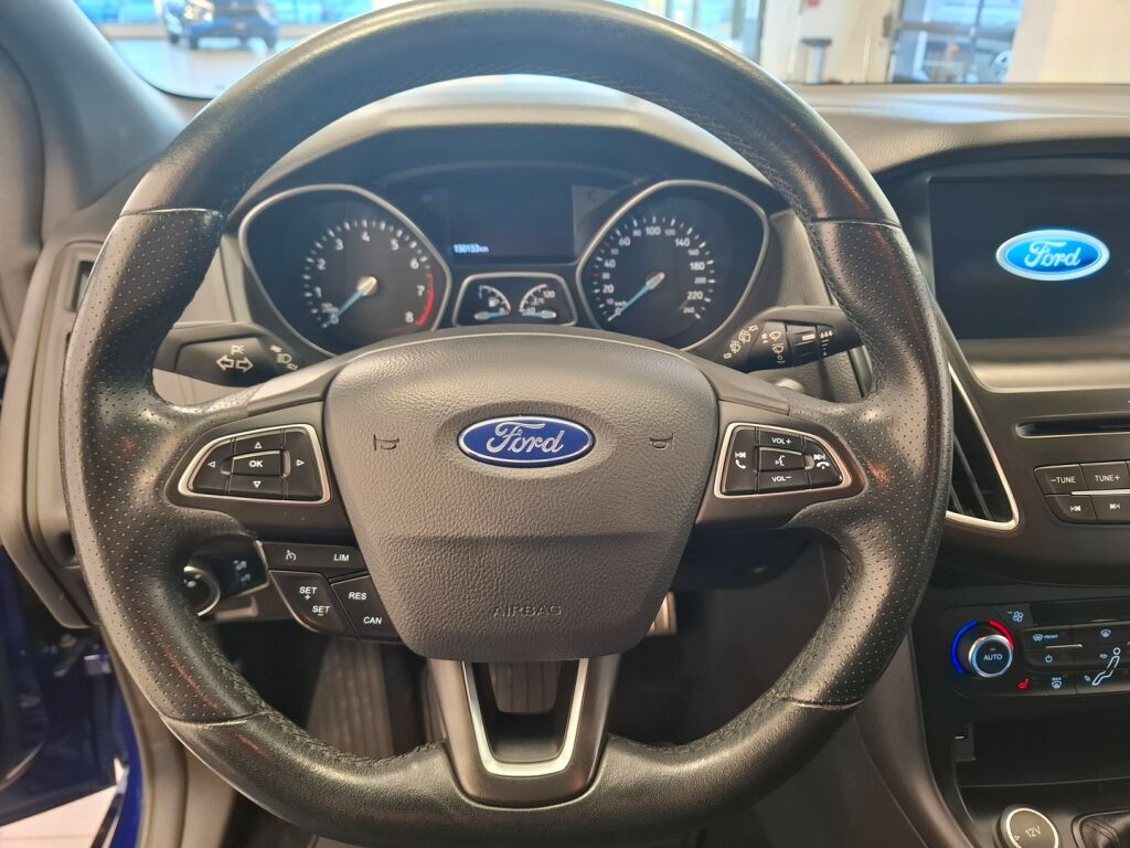 Ford Focus 2017 Sininen