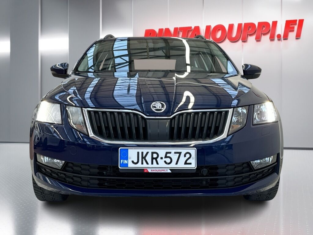 Skoda Octavia 2018 Sininen