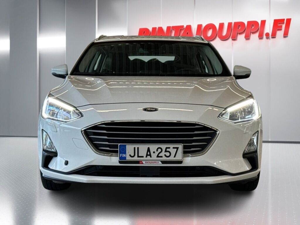 Ford Focus 2019 Valkoinen