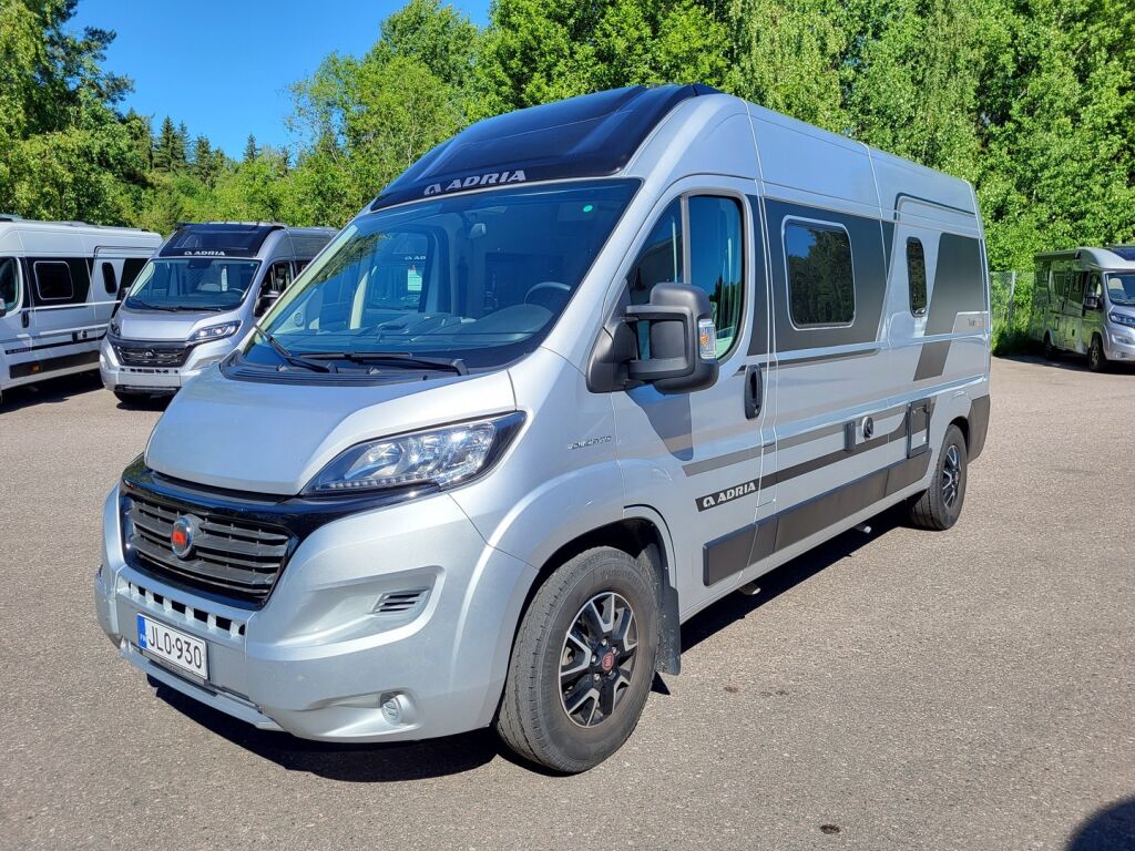 Adria TWIN SUPREME 600 SPB 2020 Harmaa