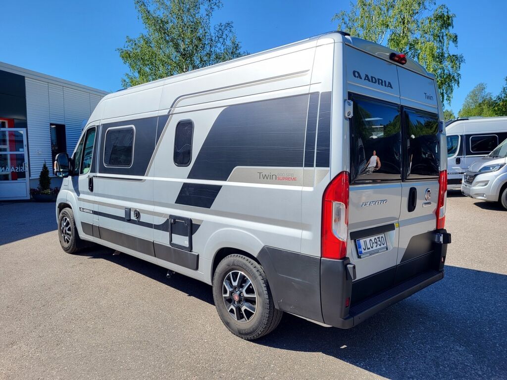 Adria TWIN SUPREME 600 SPB 2020 Harmaa