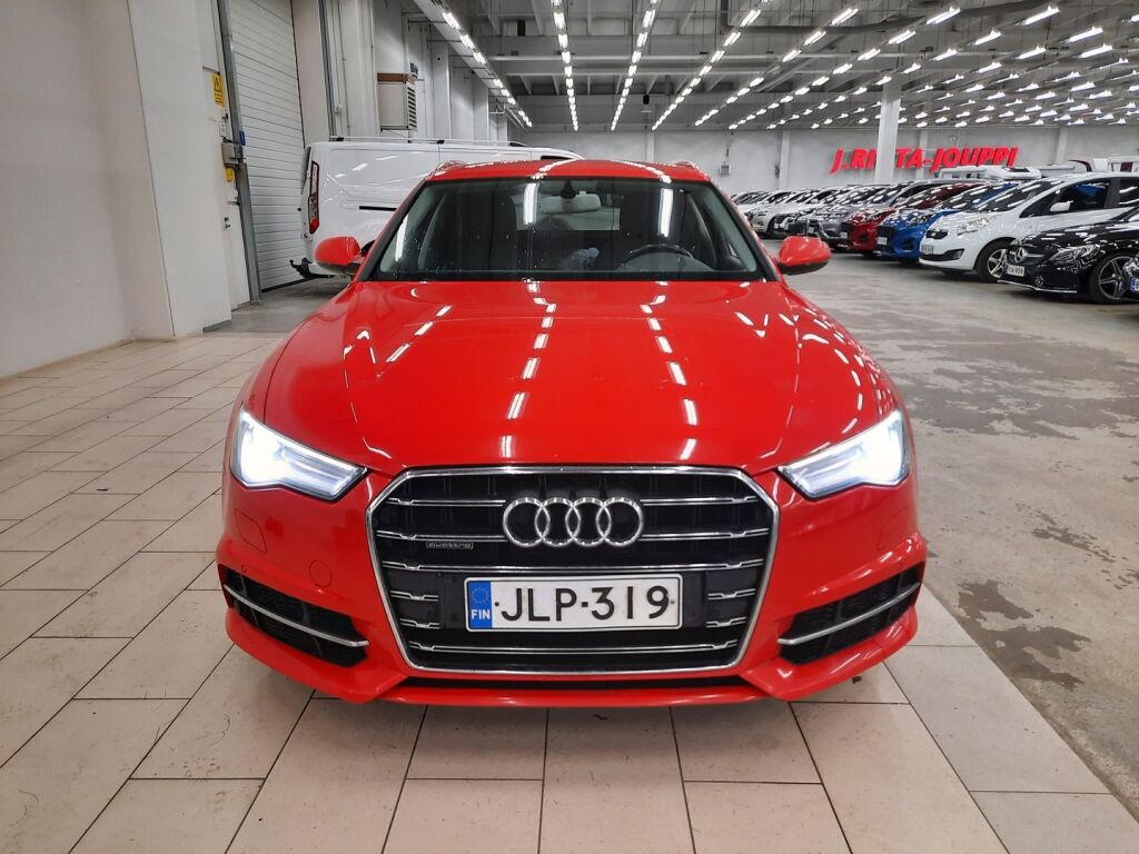 Audi A6 2016 Punainen