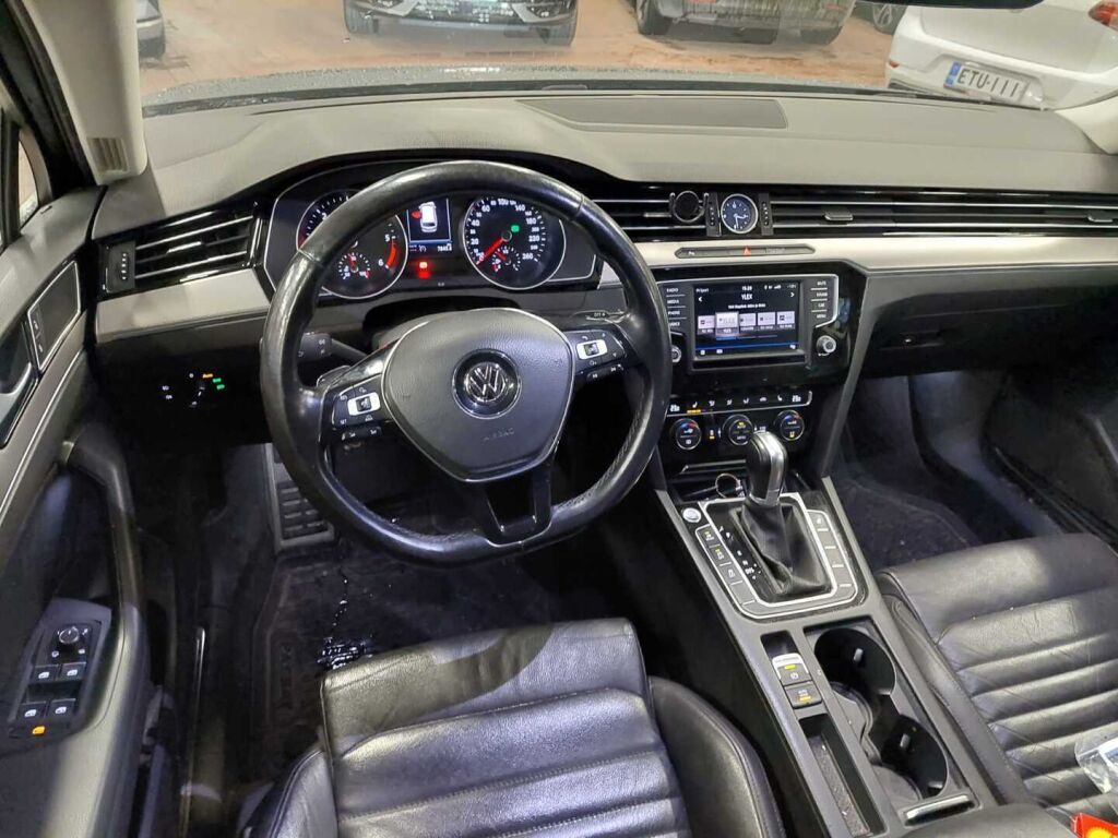 Volkswagen Passat 2017 Harmaa