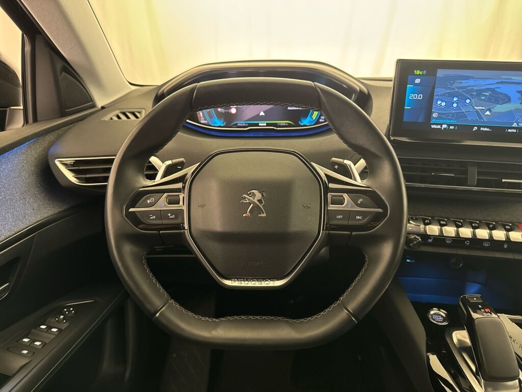 Peugeot 3008 2021 Musta