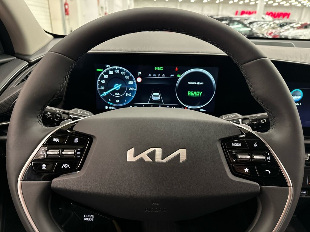 Kia Niro 2024 Musta