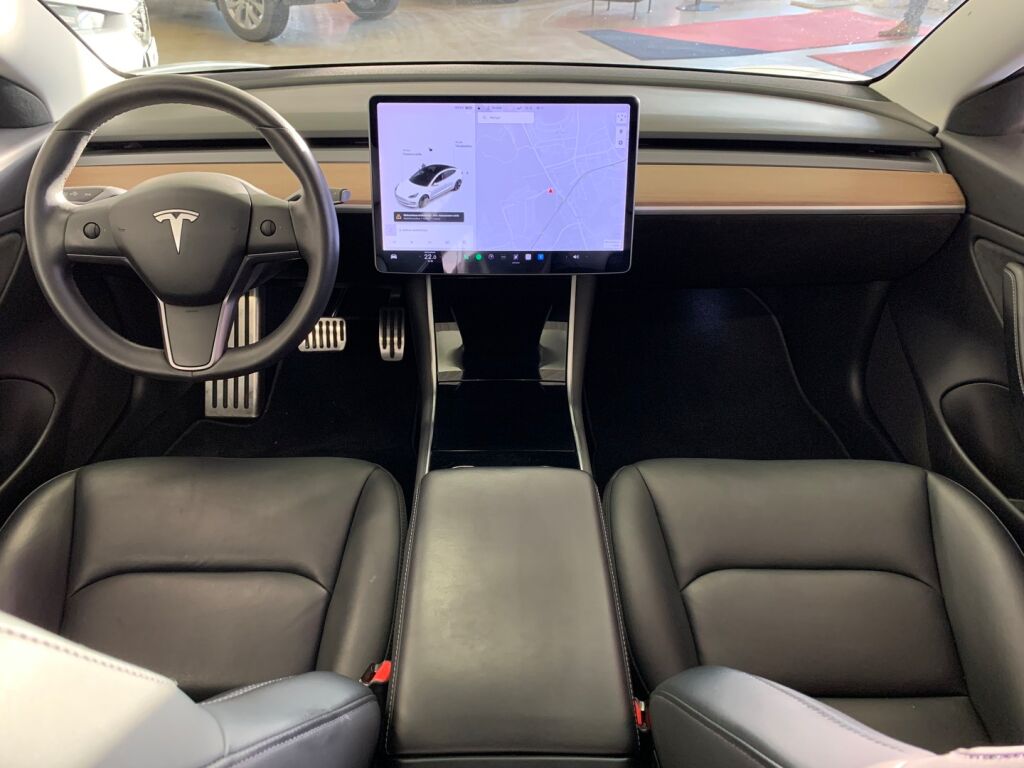 Tesla Model 3 2019 