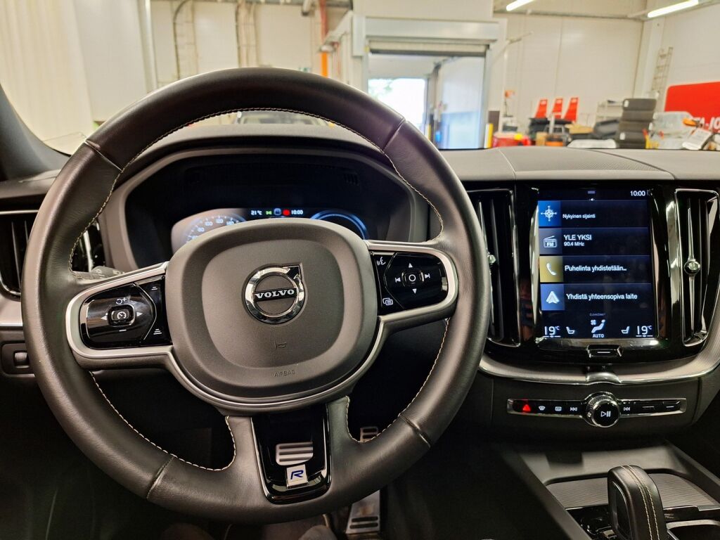 Volvo XC60 2020 Valkoinen