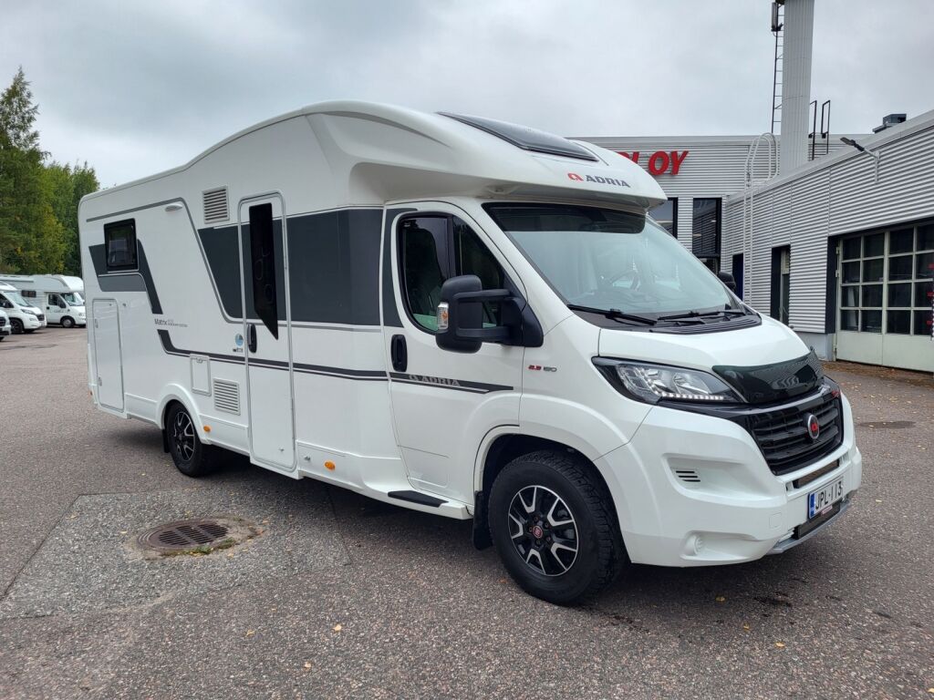 Adria Matrix Plus 670 SC Nordkapp Edition 2020 Valkoinen